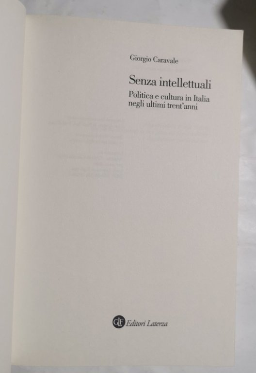 Senza intellettuali