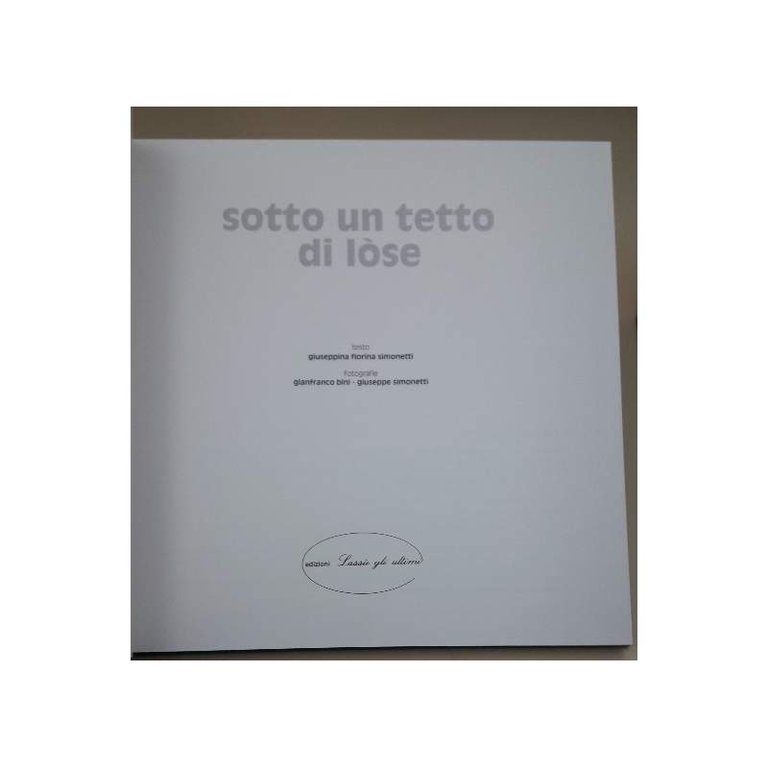 SOTTO UN TETTO DI LOSE(1994)