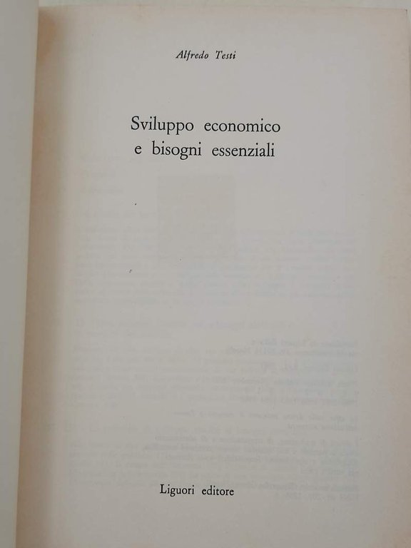 SVILUPPO ECONOMICO E BISOGNI ESSENZIALI(1988)