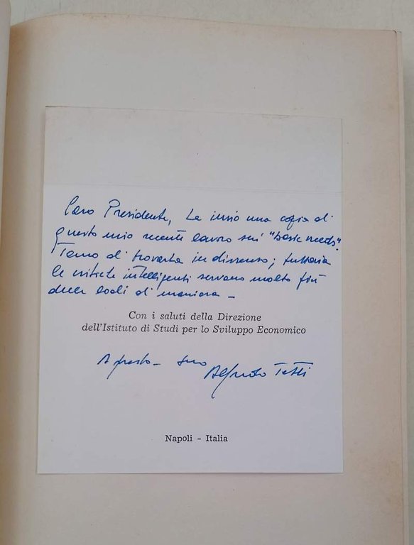 SVILUPPO ECONOMICO E BISOGNI ESSENZIALI(1988)