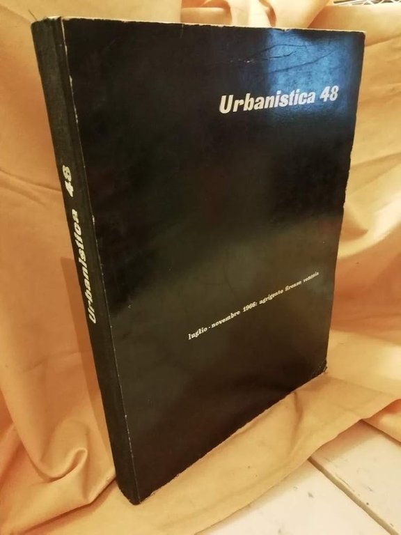 URBANISTICA 48 (1966)