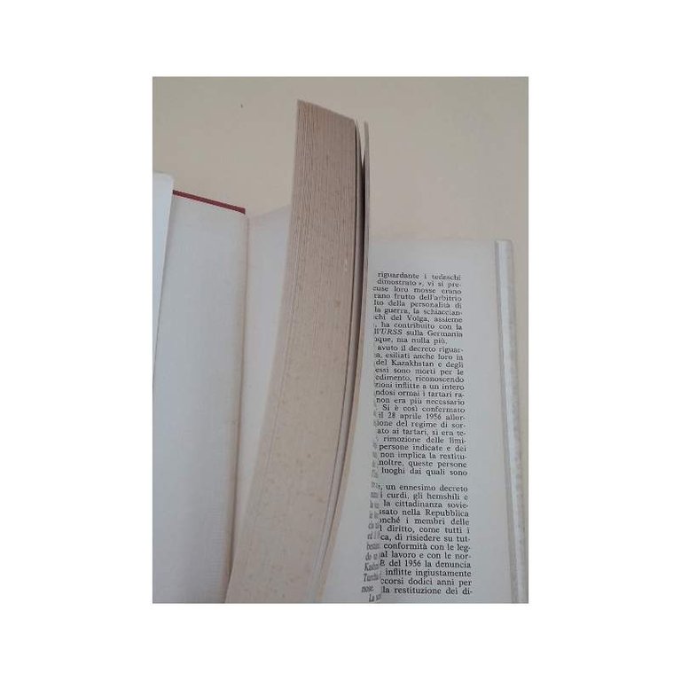 VIVERE ALL'EST(1972)