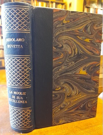 LA MOGLIE DI SUA ECCELLENZA
