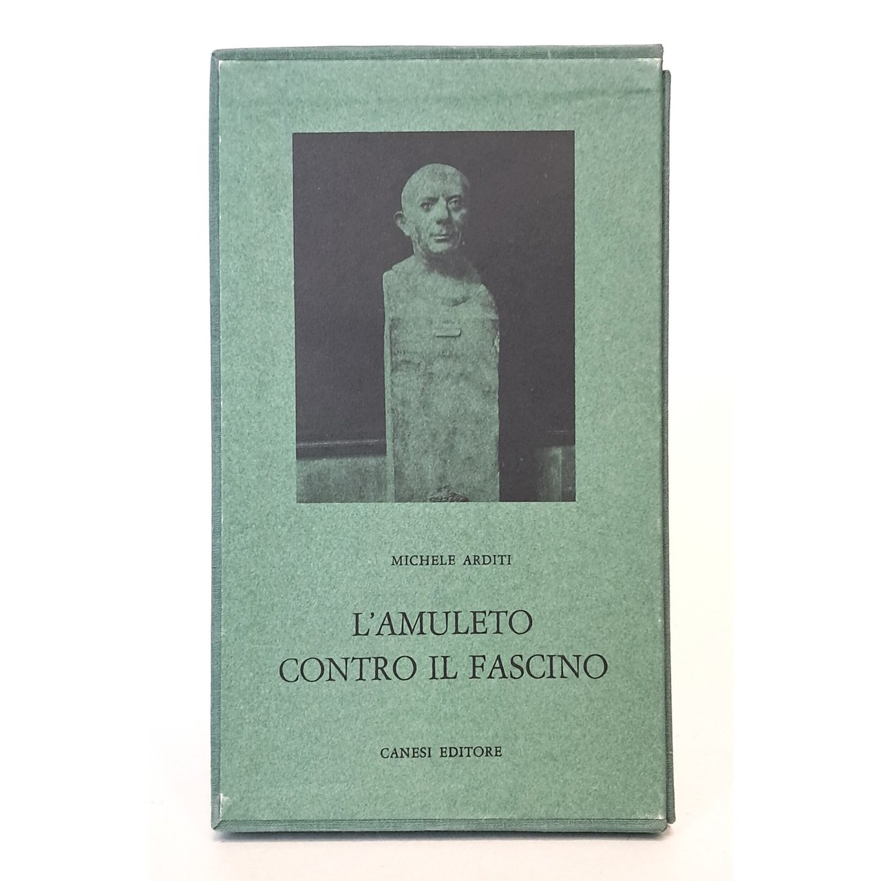 Il fascino e l'amuleto contro il fascino