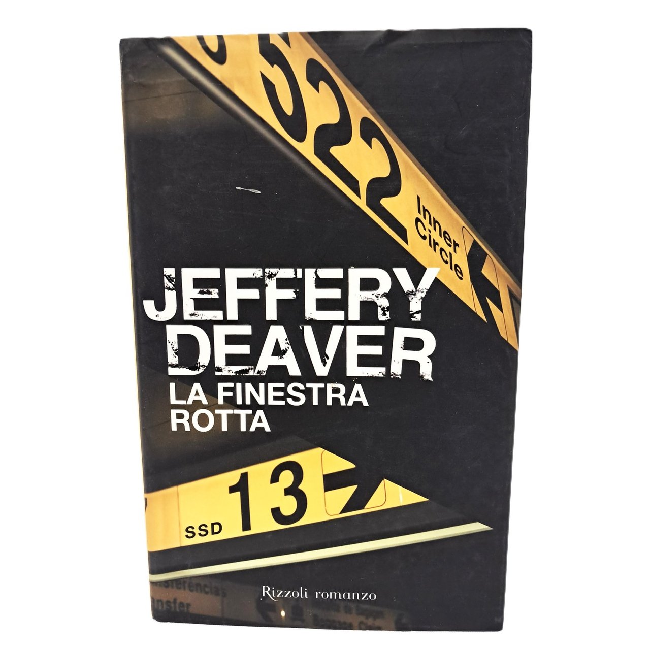 La finestra rotta | Immagine principale