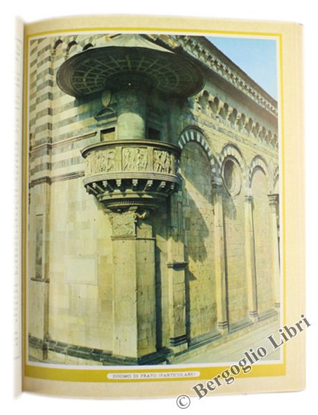 CHIESE, ABBAZIE E CATTEDRALI DEL MONDO DEI SECOLI XI-XX.
