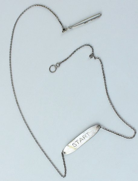 PLACCHETTA ARGENTATA "START" CON CATENELLA E GANCIO CHIUSURA | Immagine Gallery 4