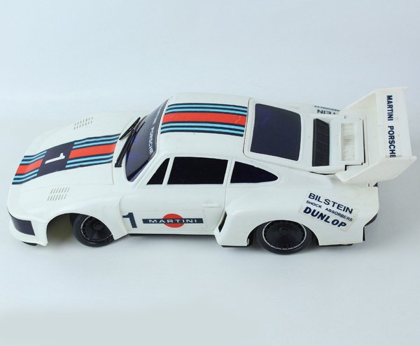 AUTOMODELLO Martini Porsche 935 Turbo 1:16 Identical Scale Battery operated … | Immagine Gallery 17