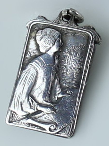 LAUREANDI INGEGNERI - TORINO 1910: MEDAGLIA ARGENTATA MM 22x13 | Immagine Gallery 2