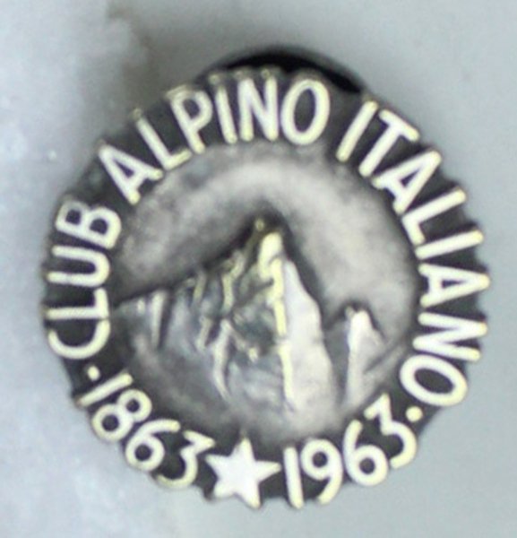 DISTINTIVO CLUB ALPINO ITALIANO 1863-1963