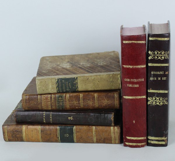 LIBRI ANTICHI: 6 volumi 1662-1829 con preziose legature in pelle/pergamena. …