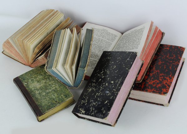 LIBRI ANTICHI: 6 volumi 1662-1829 con preziose legature in pelle/pergamena. …