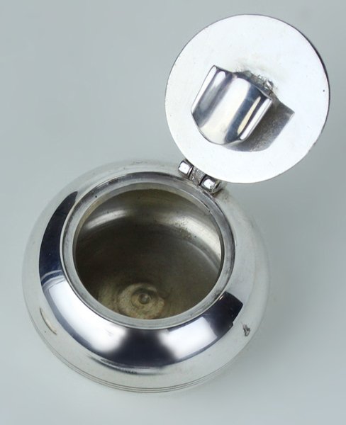 SCATOLETTA OVALE VINTAGE IN METALLO ARGENTATO CM 5,5 H CM … | Immagine Gallery 6