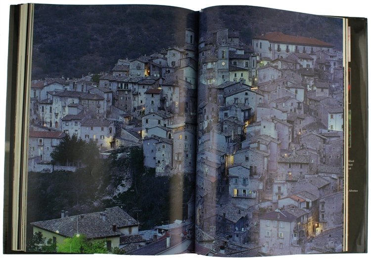 A DAY IN THE LIFE OF ITALY.