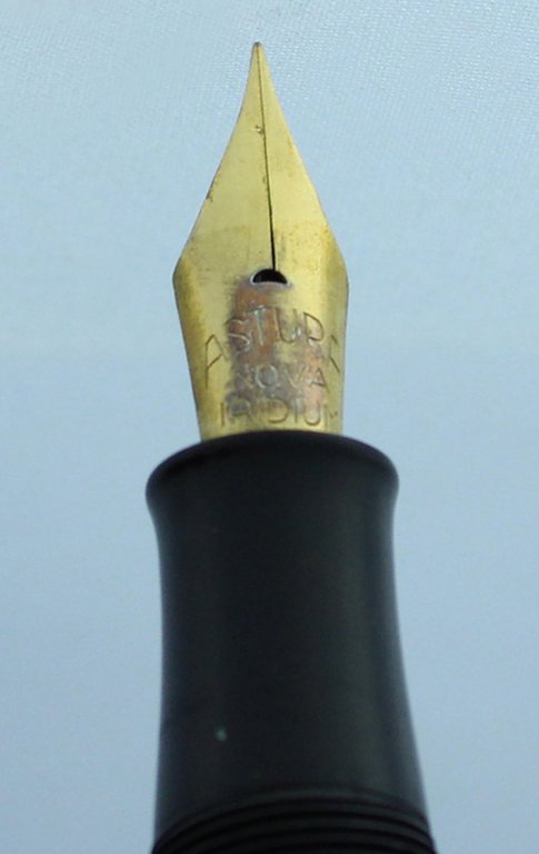 ASTURA Reg n° 53643. Penna stilografica vintage, pennino dorato originale, …