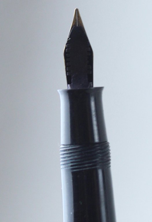 AURORA Selene. Stilografica da borsetta, pennino Eridano oro 585 - …