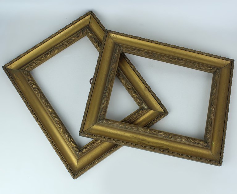 COPPIA CORNICI ANTICHE LEGNO DORATO CM 32,5x26