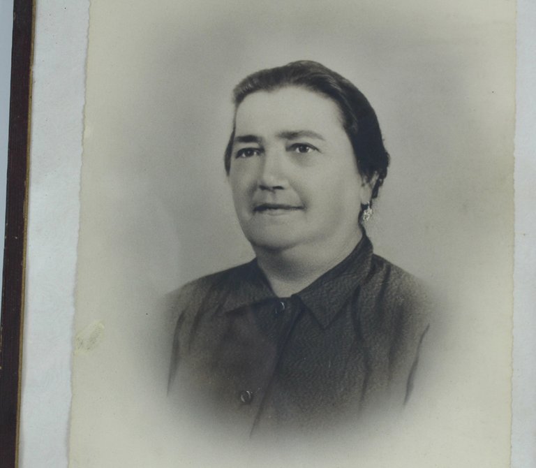 COPPIA ANTENATI: RITRATTI PRIMO '900 (vere foto d'epoca) sotto vetro