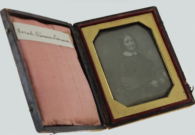 Dagherrotipo Daguerrotype ritratto di SARAH STEVENSON LEMMON (1800-1887)