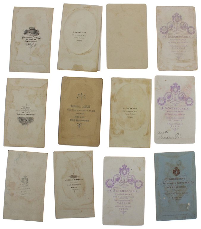 FOTOGRAFIE D'EPOCA 12 ritratti UOMO vintage Formato 10x6 cm montate …