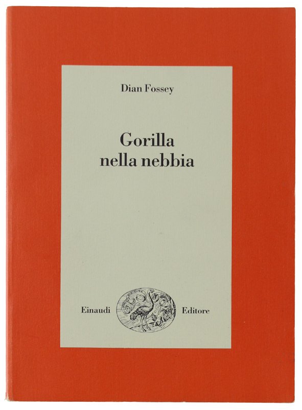 GORILLA NELLA NEBBIA