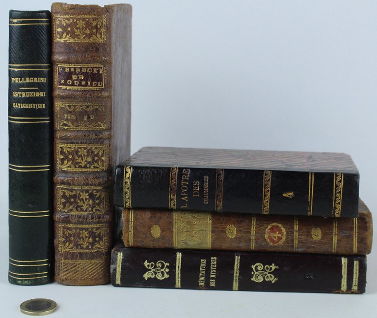 LOTTO 5 LIBRI ANTICHI: 1747-1860 con pregiate legature in pelle. …
