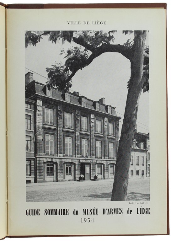 GUIDE SOMMAIRE DU MUSEE D'ARMES DE LIEGE - 1954.