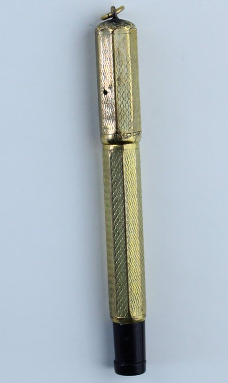 IMPERIAL Penna stilografica vintage. Pennino oro 14 Kt rientrante funzionante
