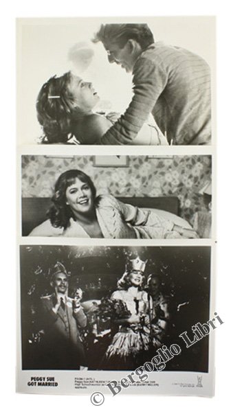 KATHLEEN TURNER in "PEGGY SUE GOT MARRIED": QUATTRO FOTO ORIGINALI.