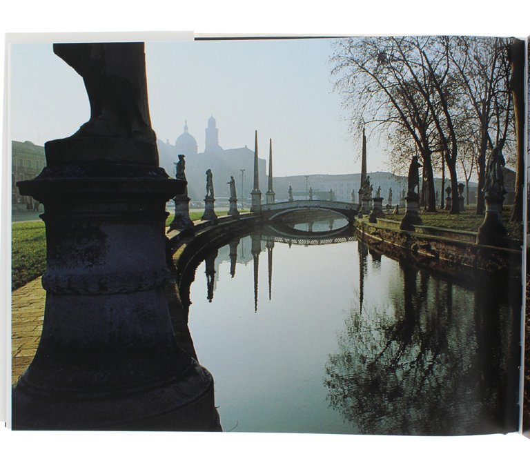 L'ISOLA NEL PRA'.