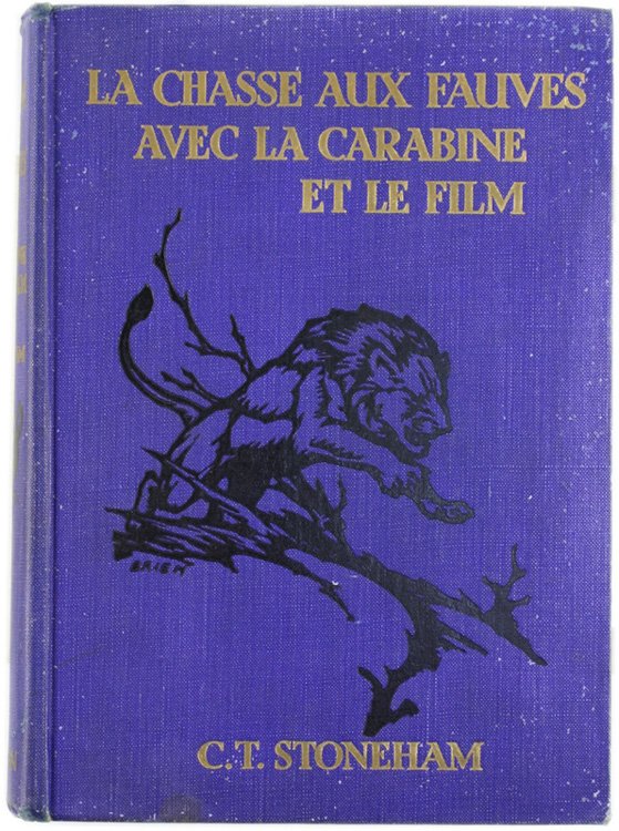 LA CHASSE AUX FAUVES AVEC LA CARABINE ET LE FILM.