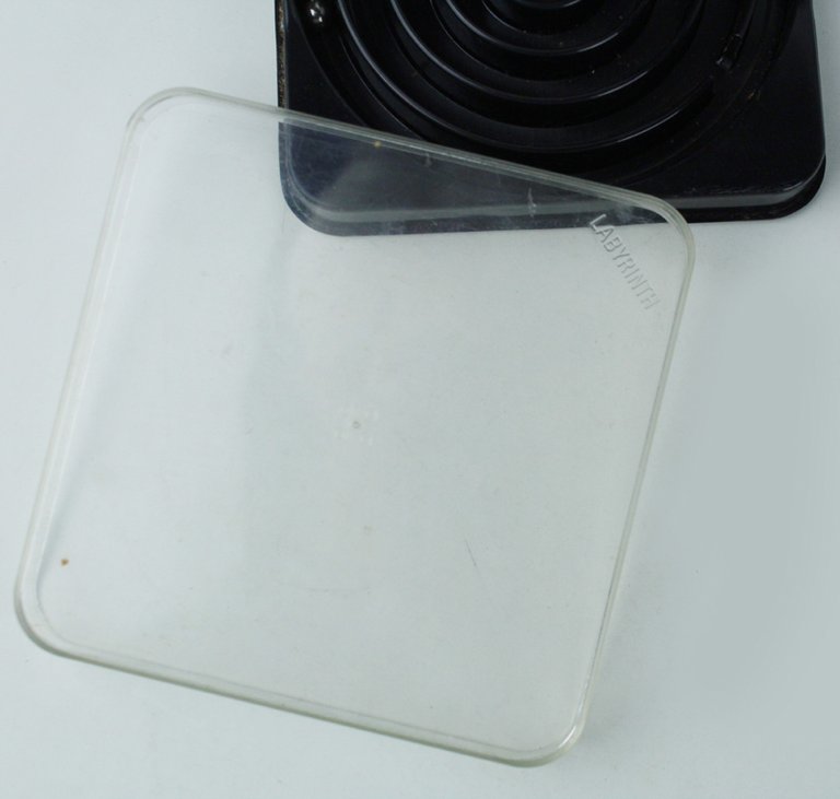 LABYRINTH: GIOCO DA TAVOLO VINTAGE CM 13x13x2