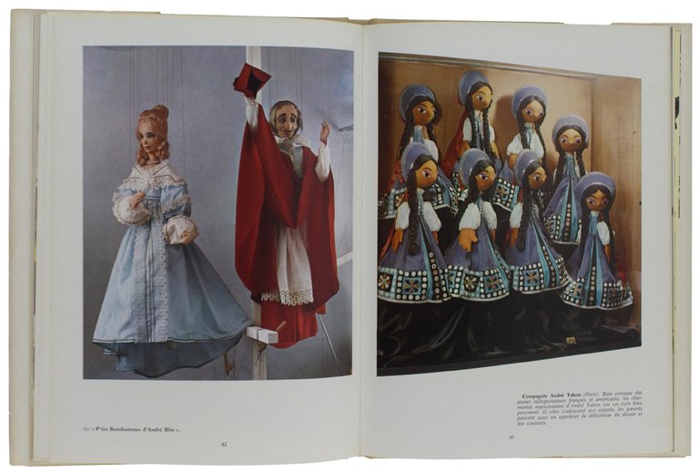 LES MARIONNETTES
