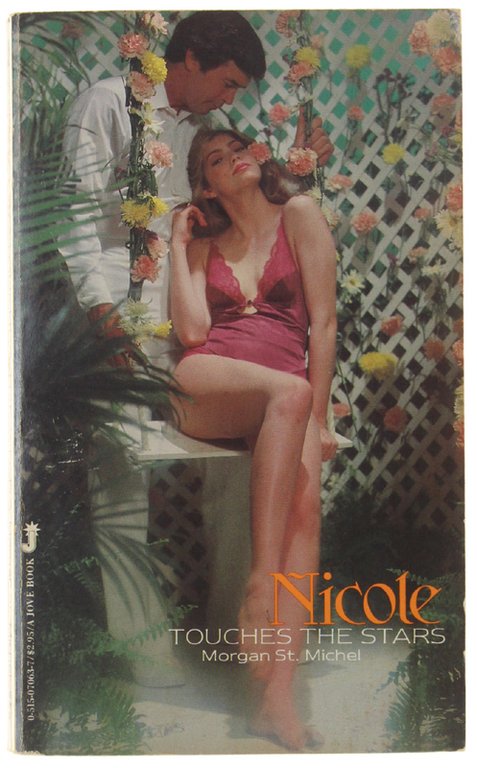 NICOLE TOUCHES THE STARS. | Immagine Gallery 2