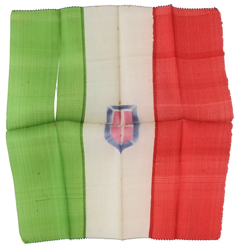 NOVARA: bandierina tricolore in seta con stemmma della città