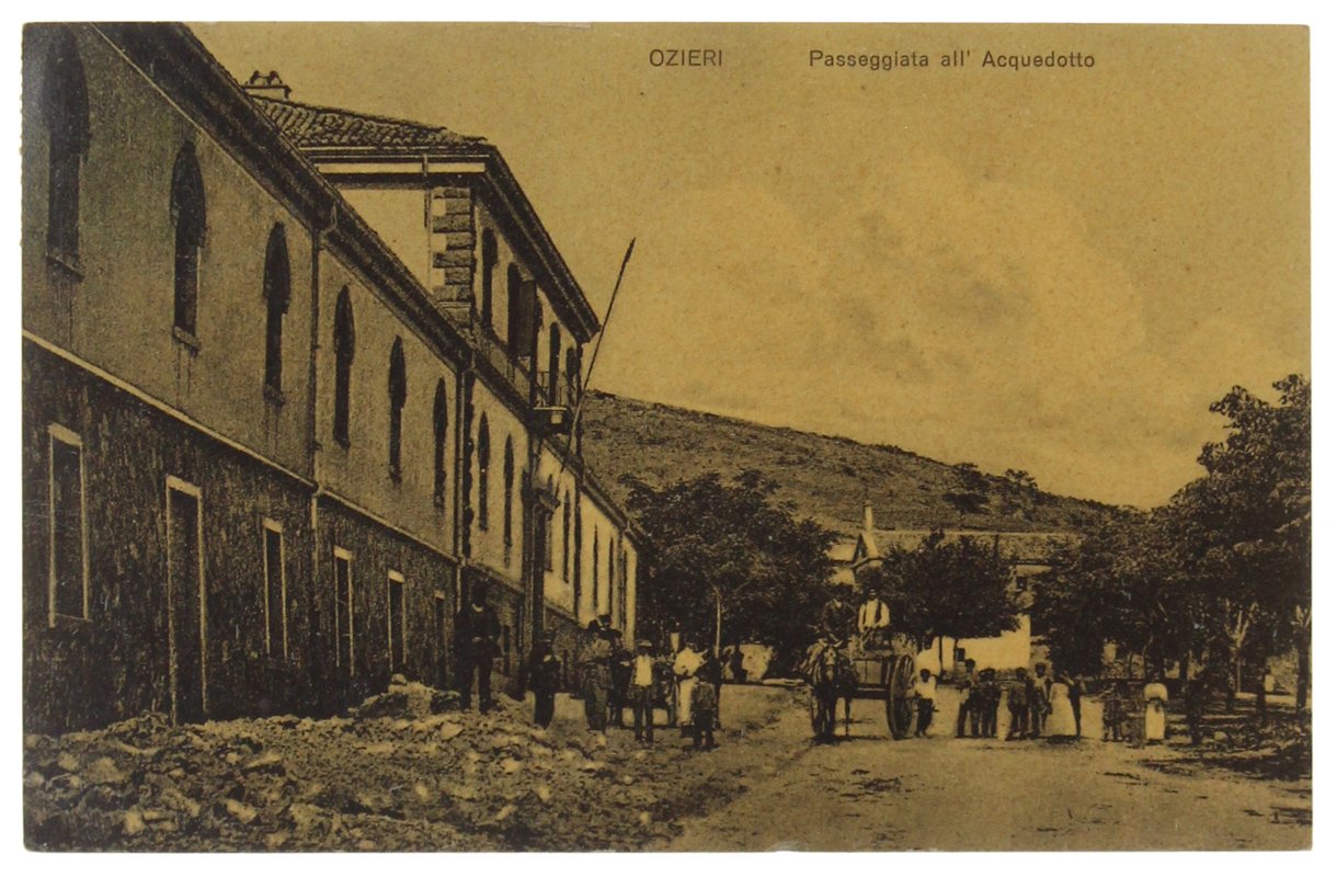 OZIERI. Passeggiata all'acquedotto. Cartolina del 1910 (cm 13,8x9)