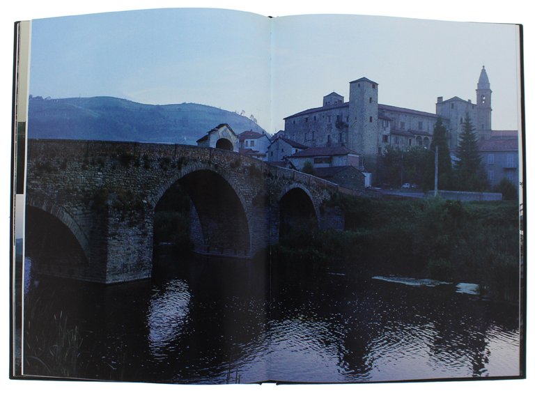 PIEMONTE / PIEDMONT. [Italian and English text]