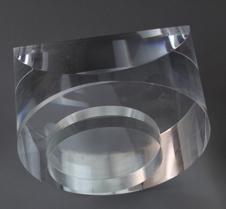 PORTAFOTO DESIGN DA TAVOLO : CILINDRO PLEXIGLAS CM 11x10x9 CIRCA