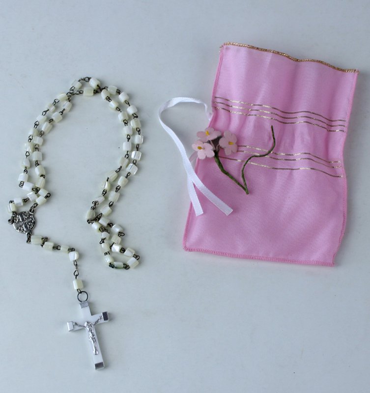 ROSARIO VINTAGE "JERUSALEM" MADREPERLA CON RELIQUIA DI TERRA SANTA | Immagine principale