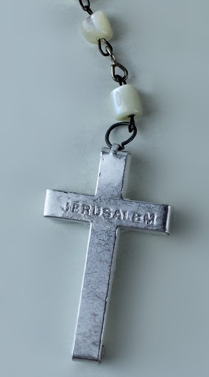 ROSARIO VINTAGE "JERUSALEM" MADREPERLA CON RELIQUIA DI TERRA SANTA | Immagine Gallery 3