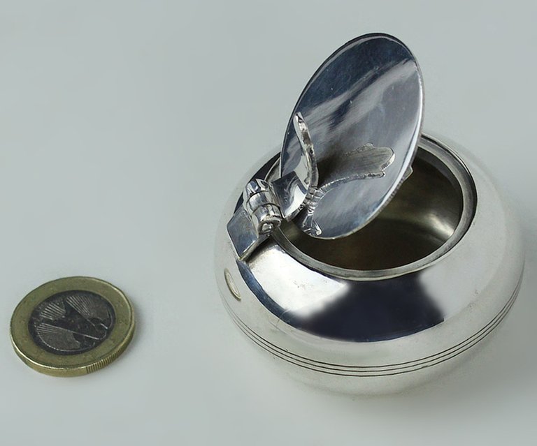 SCATOLETTA OVALE VINTAGE IN METALLO ARGENTATO CM 5,5 H CM … | Immagine Gallery 14