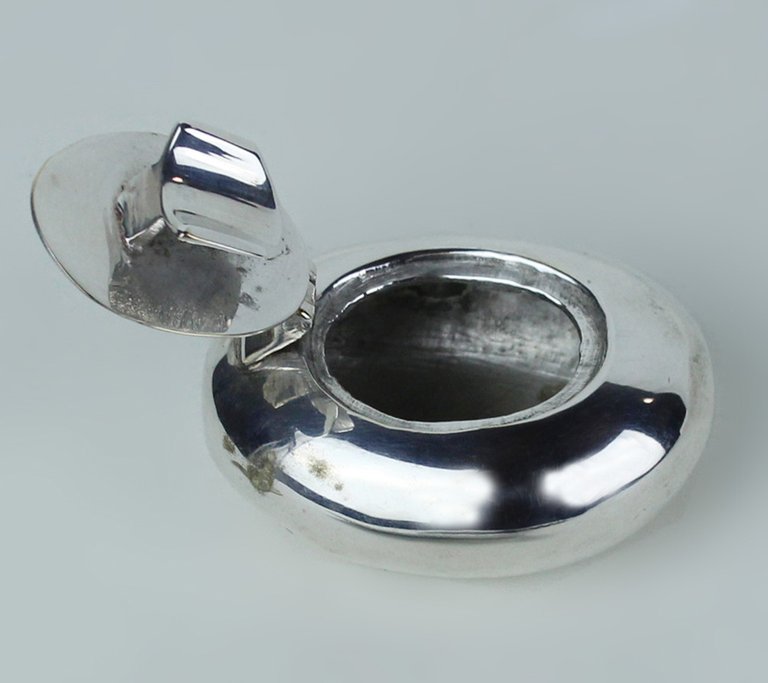 SCATOLETTA OVALE VINTAGE IN METALLO ARGENTATO CM 6x5x4