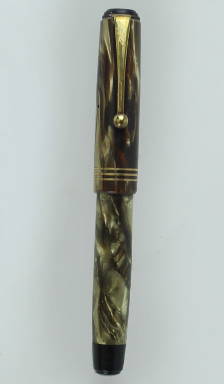 VESTRA. Stilografica vintage. Modello raffinato, molro raro. Riempimento a pulsante, … | Immagine Gallery 1