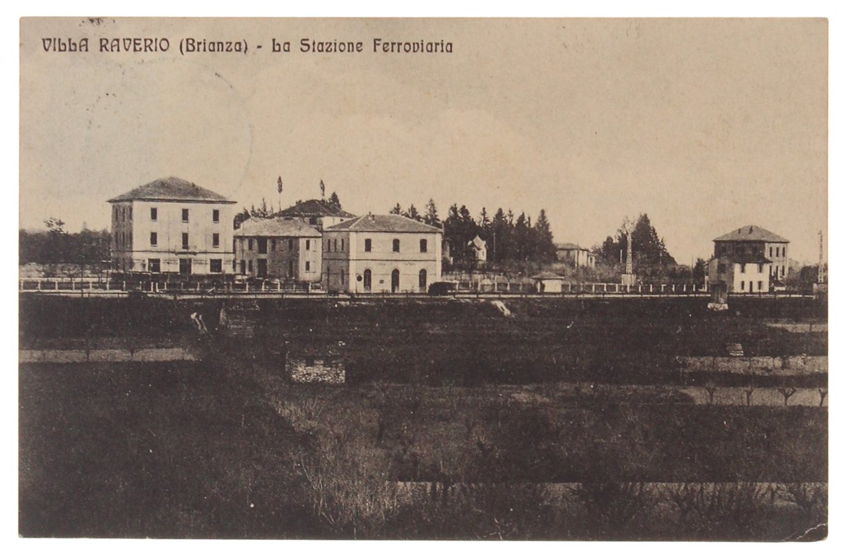 VILLA RAVERIO (Brianza): La stazione ferroviaria. Cartolina del 1912 (cm …