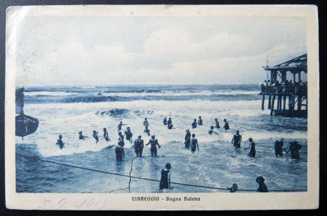 Viareggio. Bagno Balena.