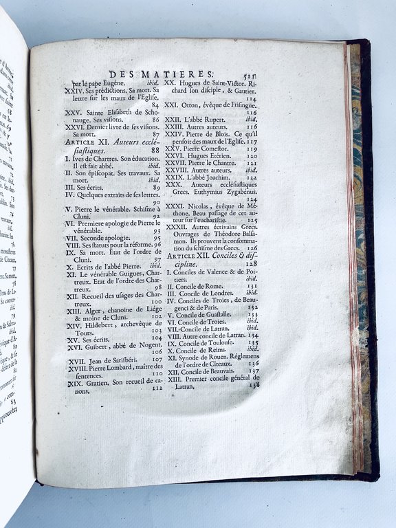 Abrégé de l'histoire ecclesiastique, contenant les événements considérables de chaque …