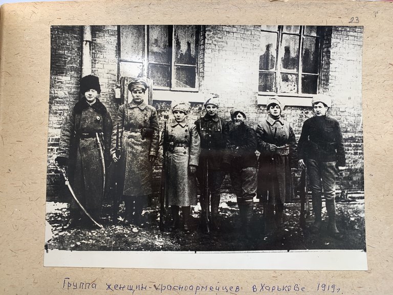 Album photographique Révolution russe. Trains d'Agitation (Agit-Prop)