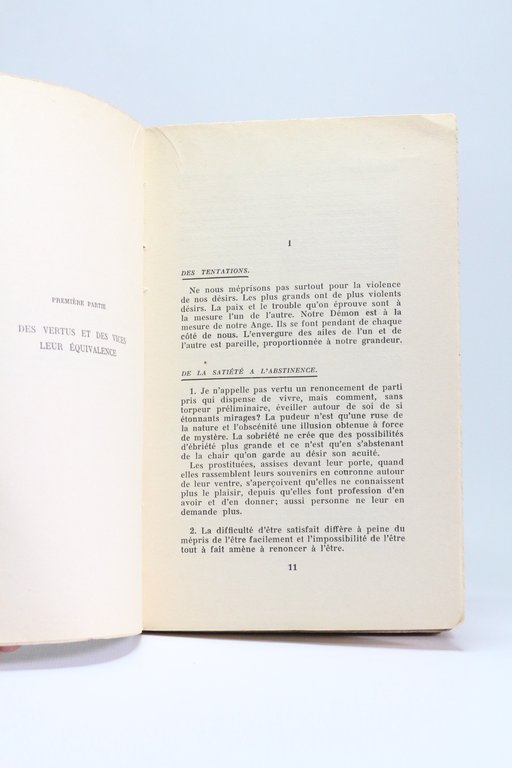 Algèbre des valeurs morales