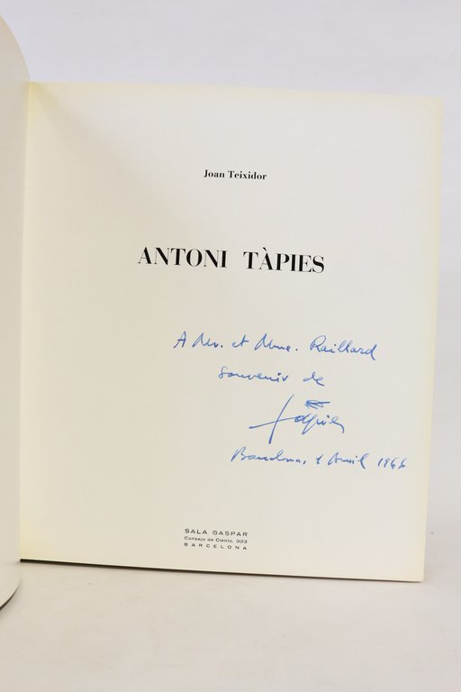 Antoni Tapies. Maderas, papeles, cartones y collages