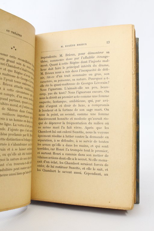 Au théâtre. Troisième série